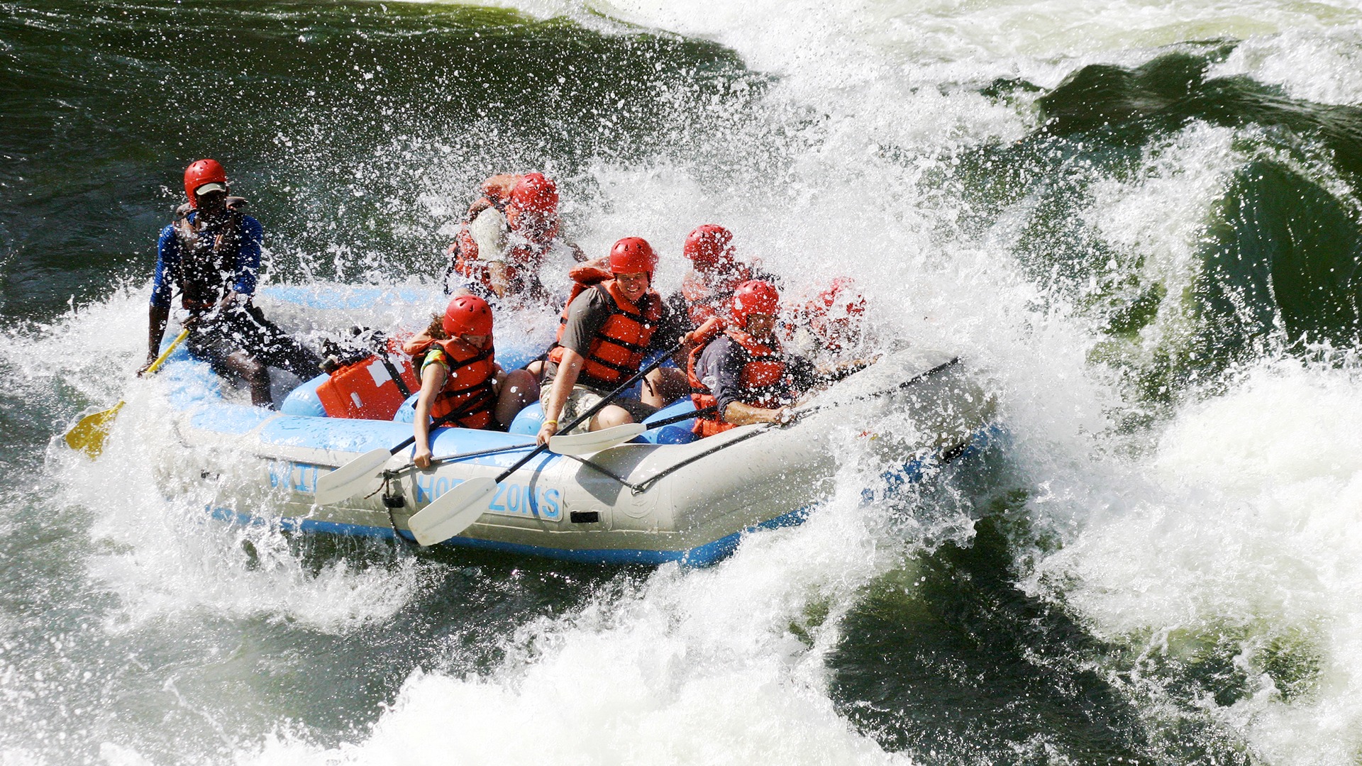 Conquering the Zambezi: The Complete Guide to White Water Rafting Below Victoria Falls