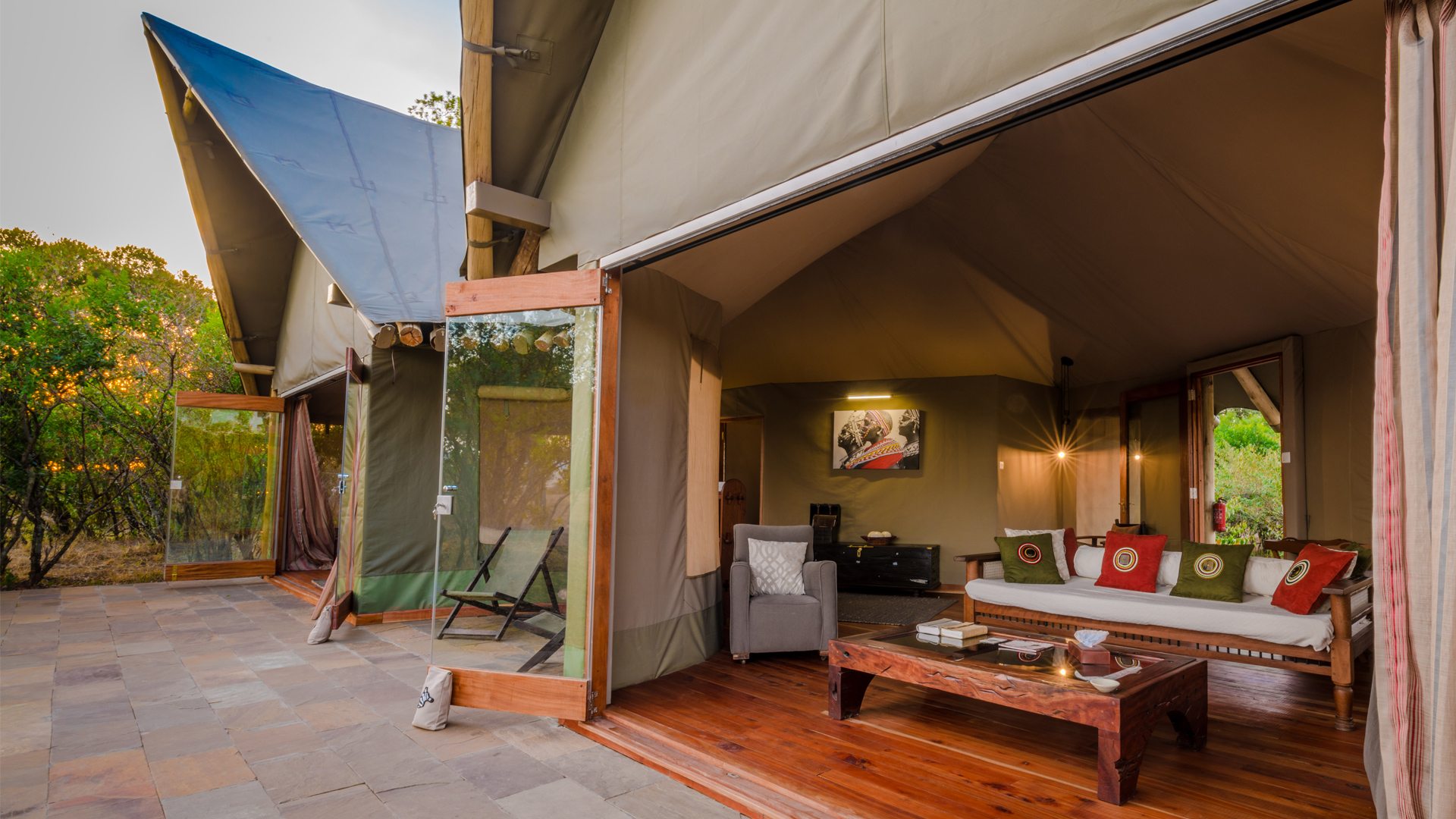 Full Ensuite Bathroom at Salas Camp