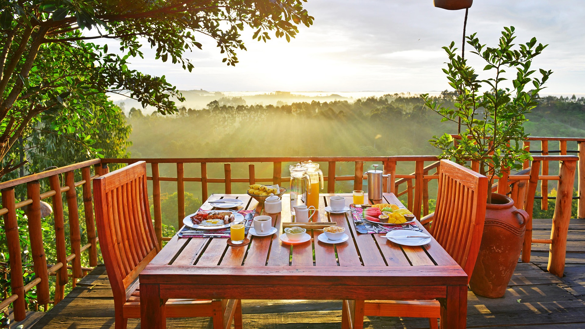 Kyaninga Lodge | Lake Kyaninga | Luxury and Style | andBeyond