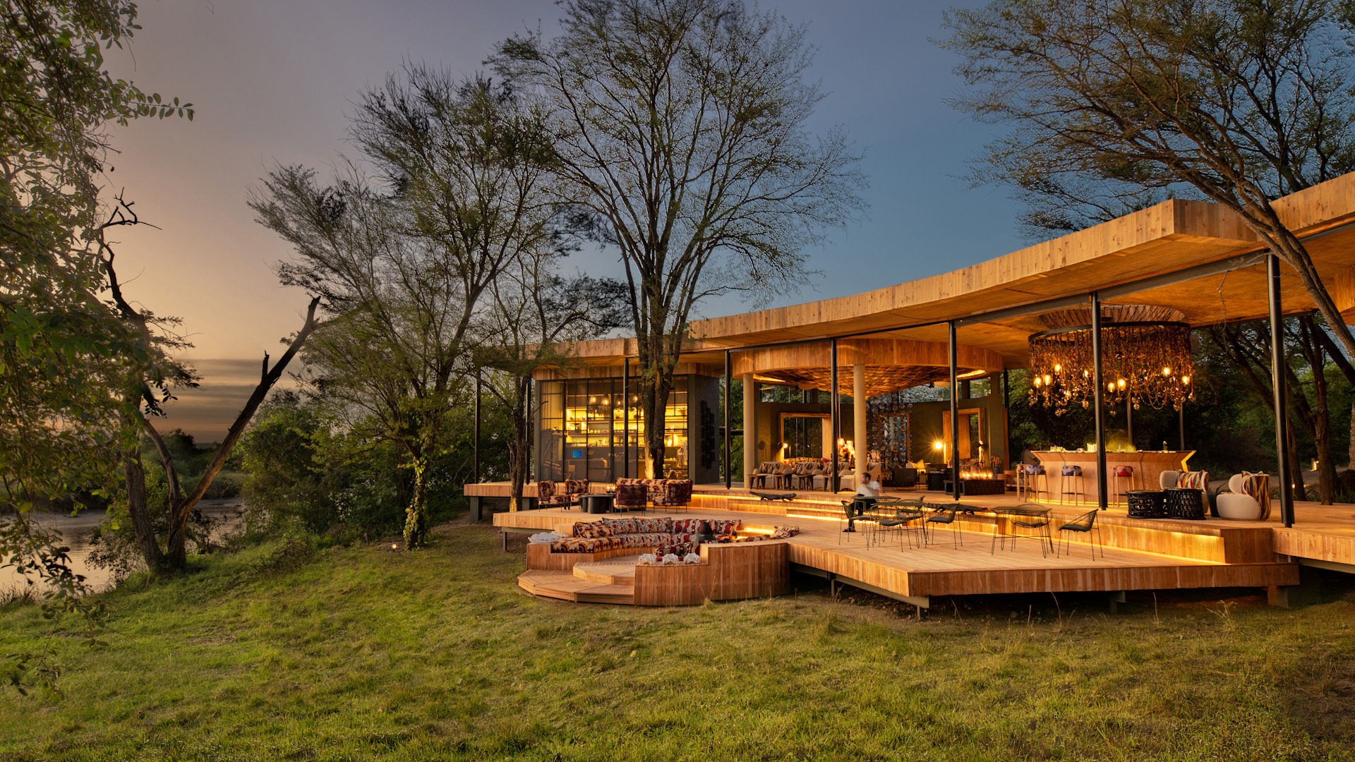 Legendary Serengeti Camp: Luxury Safari in Tanzania