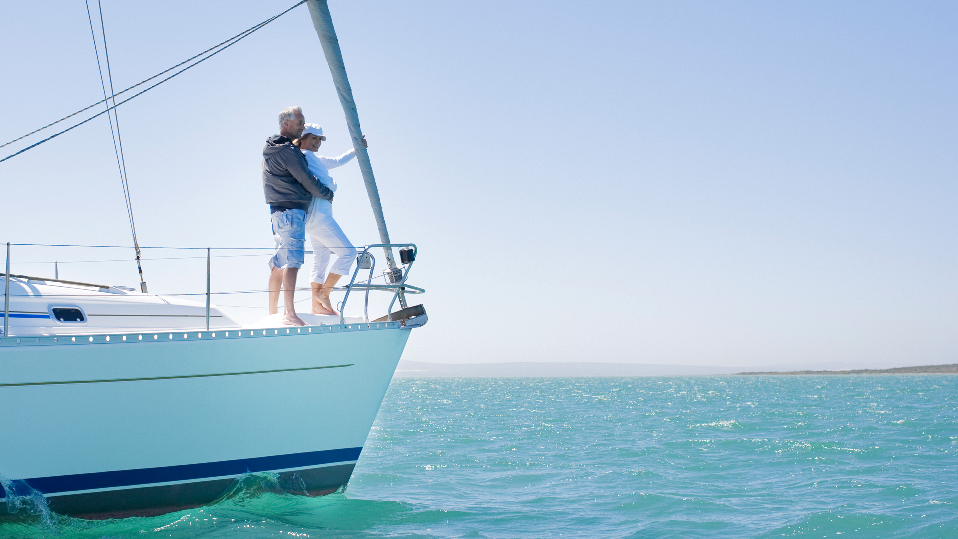 Yacht cruise in Cape Town