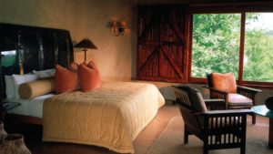 suite at the old phinda rock